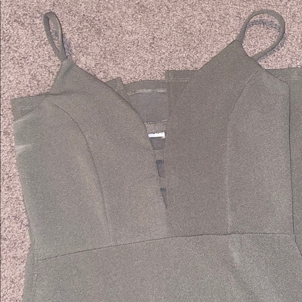 Olive green dress - Picture 4 of 5